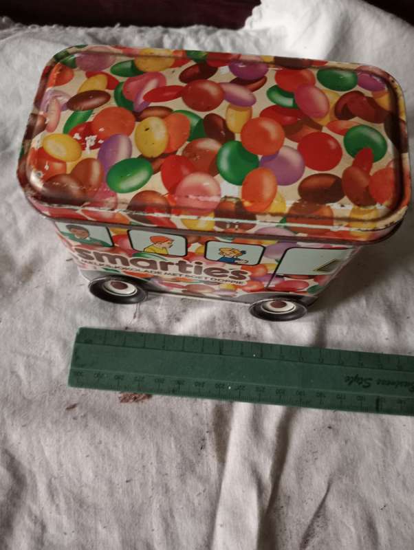 VINTAGE SMARTIES TOY TRUCK TIN