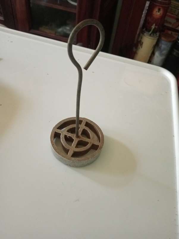 VINTAGE SNACKLE IRON