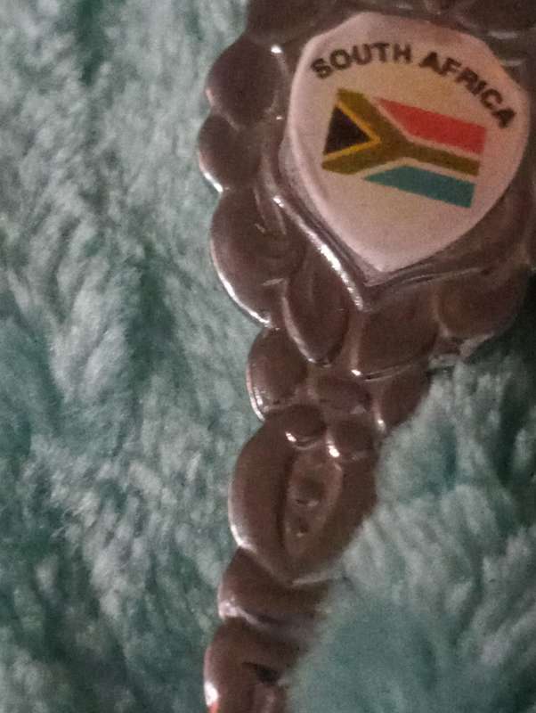 VINTAGE SOUTH AFRICA COLLECTABLE SPOON