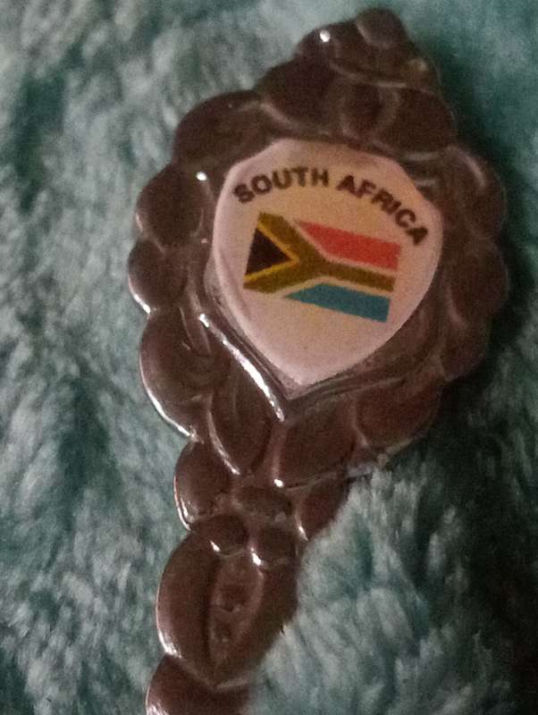 VINTAGE SOUTH AFRICA COLLECTABLE SPOON