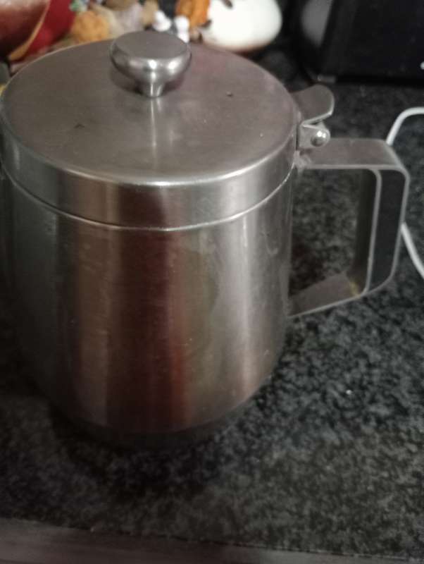VINTAGE STAINLESS STEEL TEAPOT
