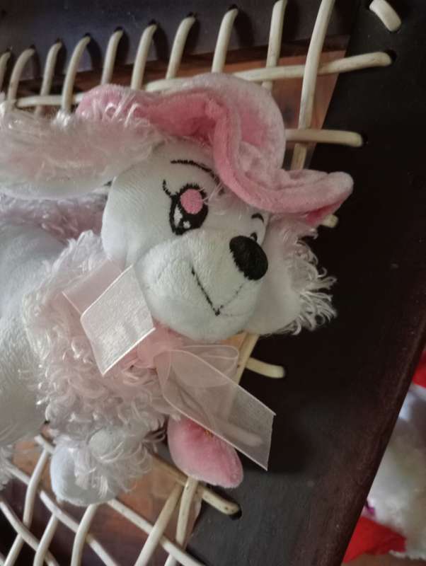 STUNNING STUFFED  DOG DOLL PINK HAT
