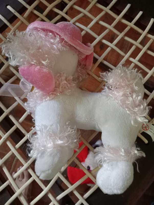 STUNNING STUFFED  DOG DOLL PINK HAT