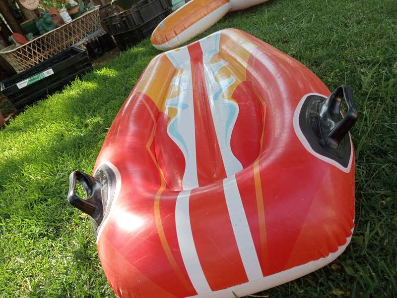 LOT NEW KIDS SWIMMINGPOOL INFLATABLE EXCESSORIES