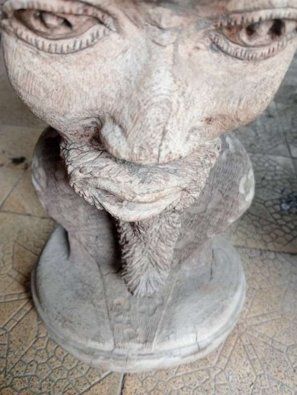 VIINTAGE TEAK BUST OLD MAN WITH SMOKING PIPE IN MOUTH