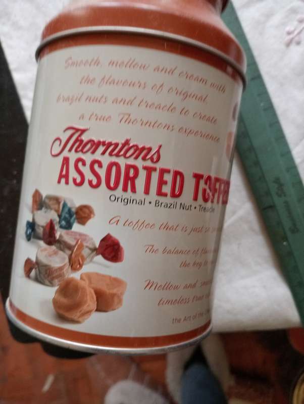 THORNTORNS ASSORTED TOFFEES