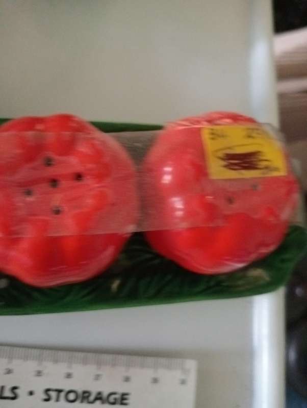 VINTAGE TOMATO SALT AND PEPPER SET ON TRAY