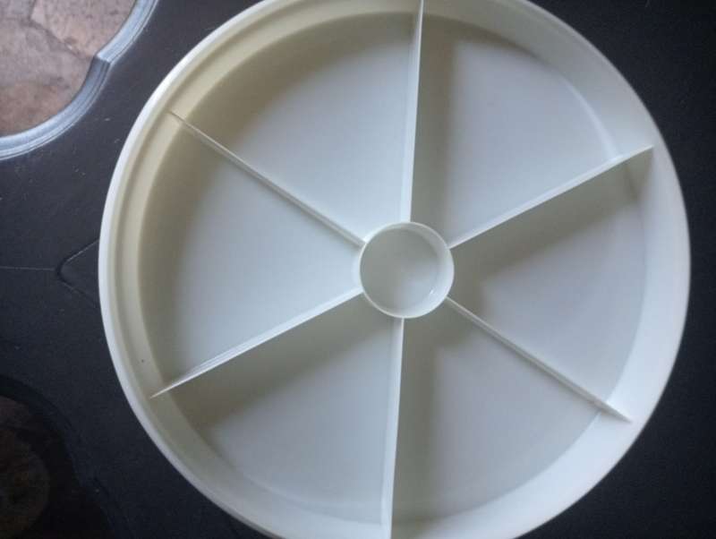 VINTGE TUPPERWARE PARTY SET