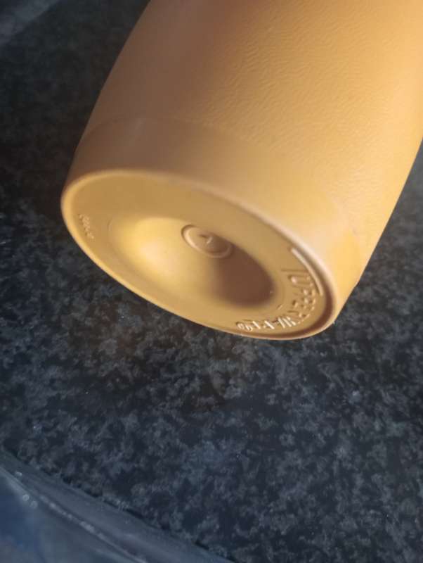 TUPPERWARE SHAKER