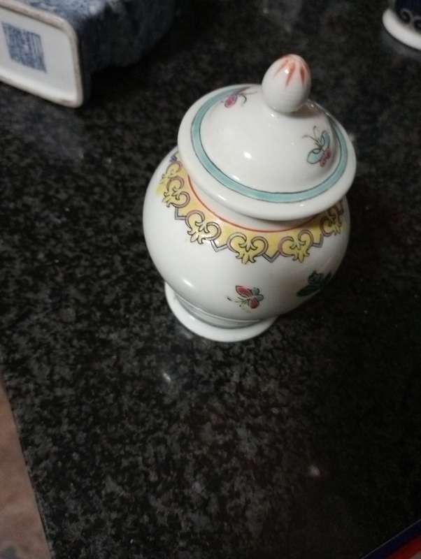 VINTAGE 10CM GINGER JAR
