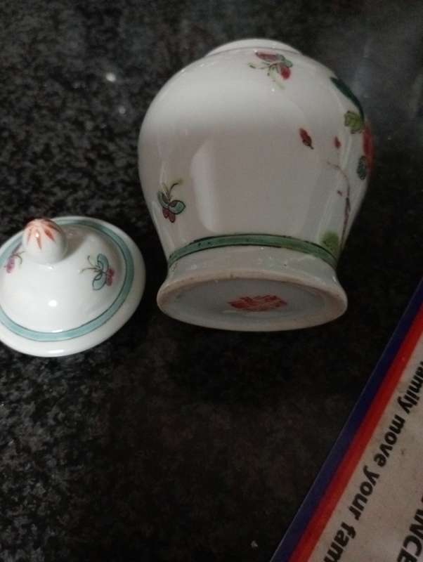 VINTAGE 10CM GINGER JAR