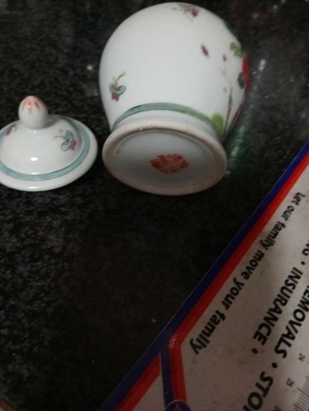 VINTAGE 10CM GINGER JAR