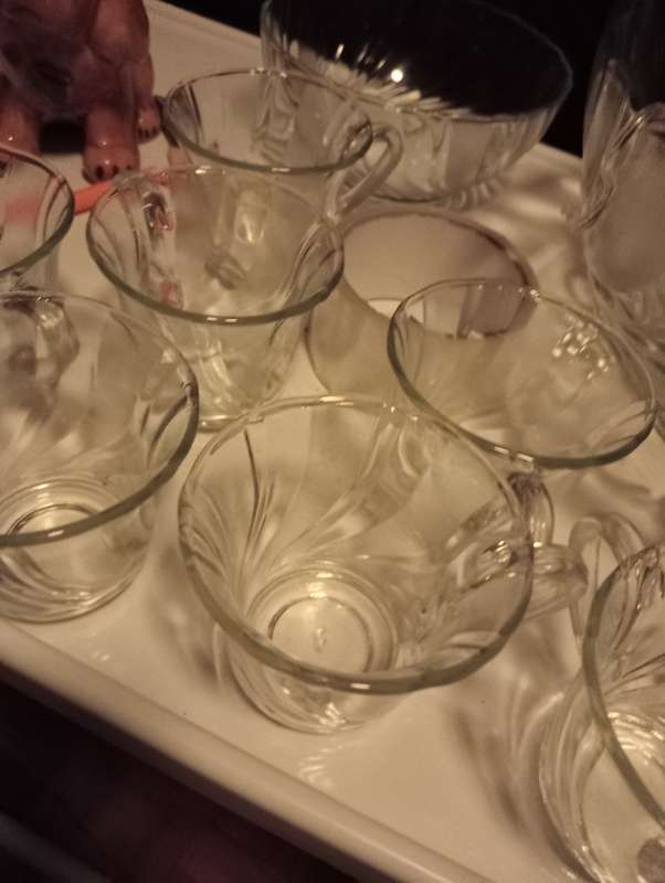 VINTAGE PUNCH SET WITH 12 CUPS