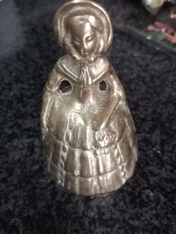 VINTAGE BRASS AND BRONZE VICTORIAN LADY BELL