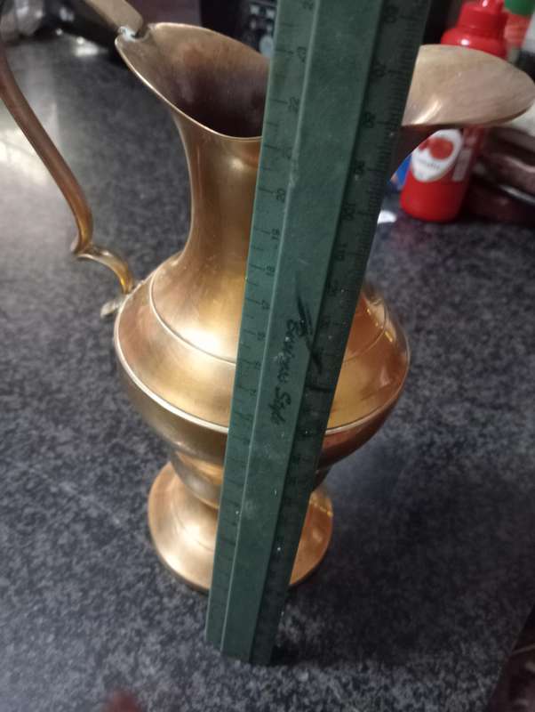 VINTAGE DETAILED BRASS JUG