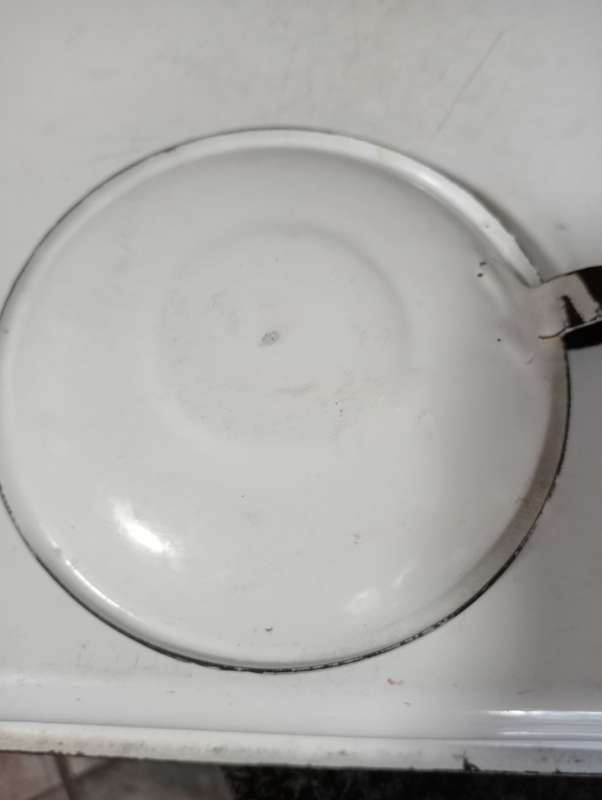 VINTAGE ENAML CANDLE HOLDER