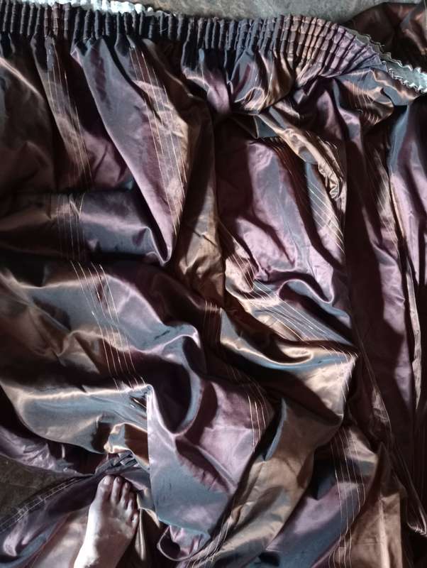 2 VINTAGE LINED CURTAINS