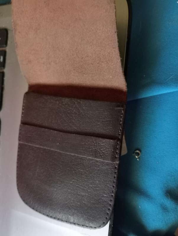 VINTAGE SMALL LEATHER WALLET