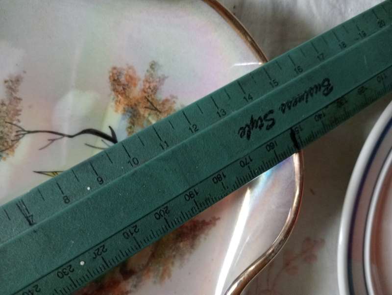 VINTAGE GLAZED HANDPAINTED SMALL BOWL