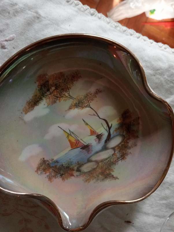 VINTAGE GLAZED HANDPAINTED SMALL BOWL