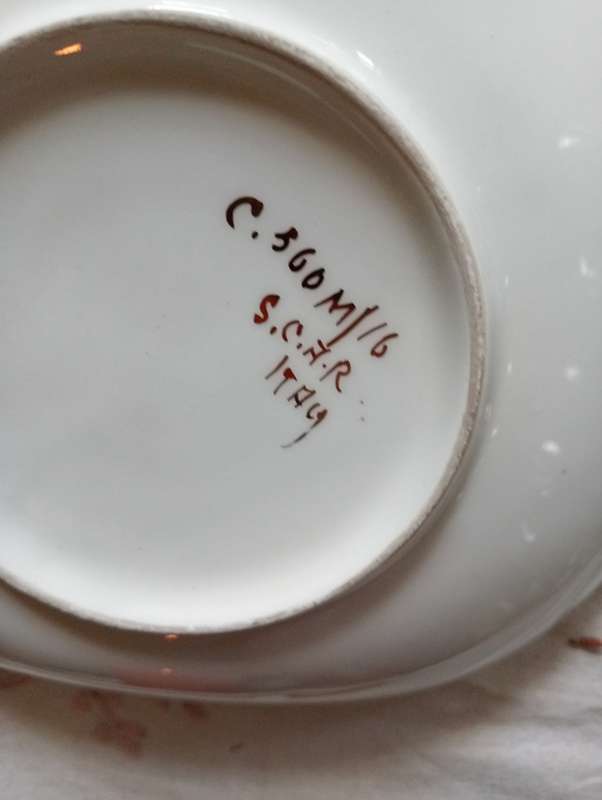 VINTAGE GLAZED HANDPAINTED SMALL BOWL