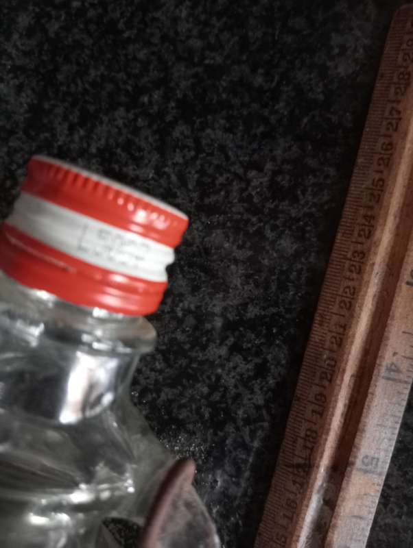 VINTAGE NINERE LIQUEER BOTTLE IN THE FORM OF LANTERN