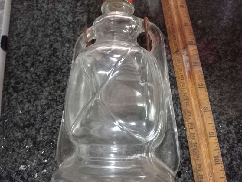 VINTAGE NINERE LIQUEER BOTTLE IN THE FORM OF LANTERN