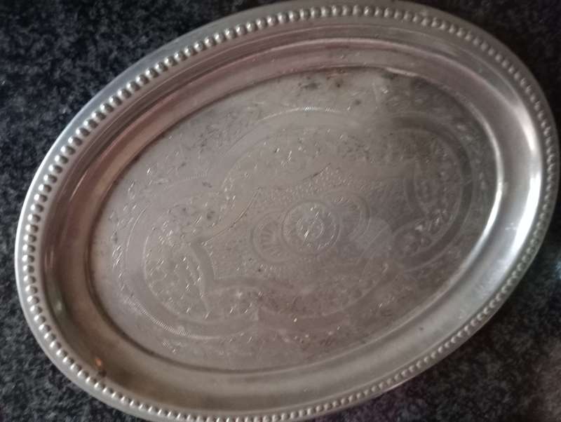 VINTAGE SMALL TRAY