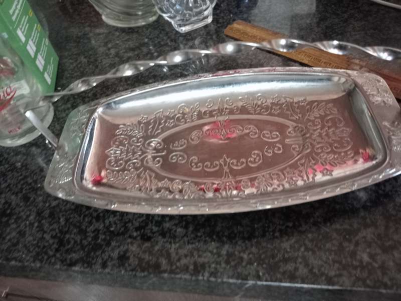 VINTAGE TRAY WITH HANDLE