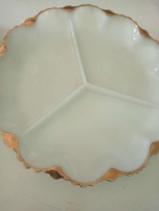 VINTAGE WHITE DIVIDED TRAY WITH GOLD RIM