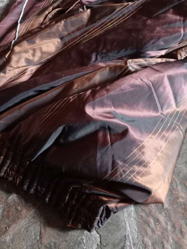 2 VINTAGE LINED CURTAINS