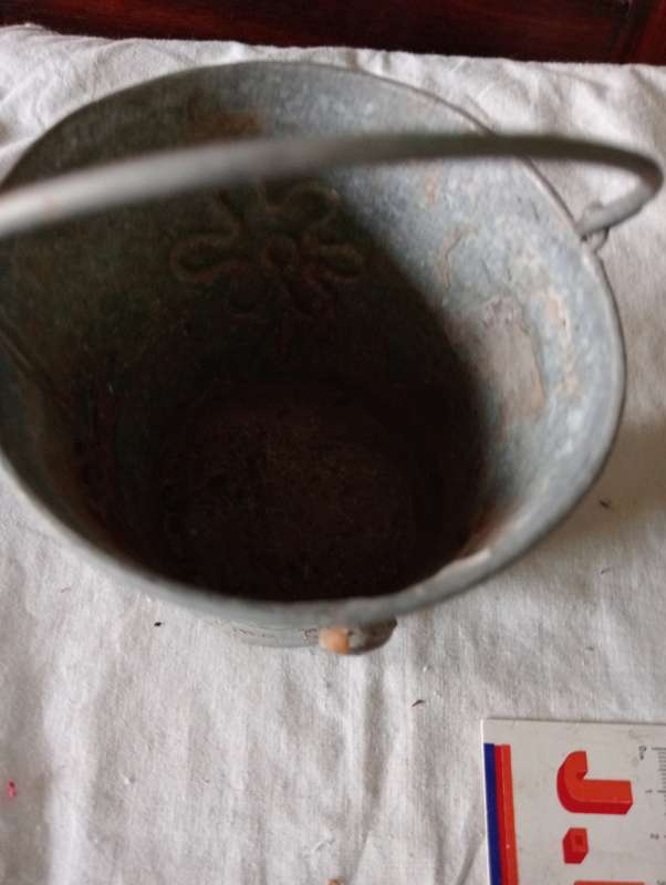 VINTAGE PLANT BUCKET WITH HANDLE