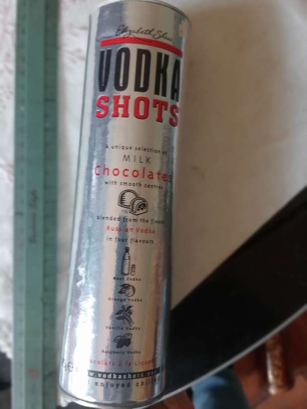 VINTAGE VODKA SHOTS TIN