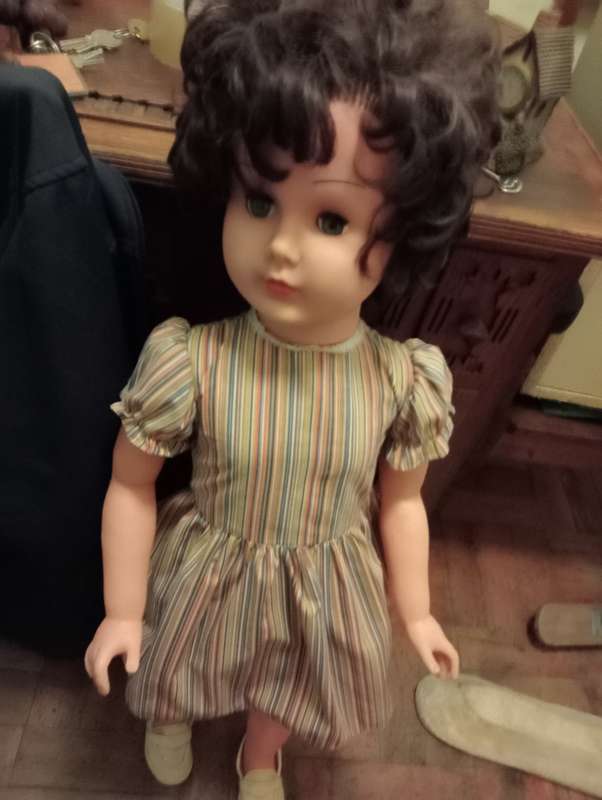 VINTAGE PRIMA TOYS 1970 S WALKING DOLL