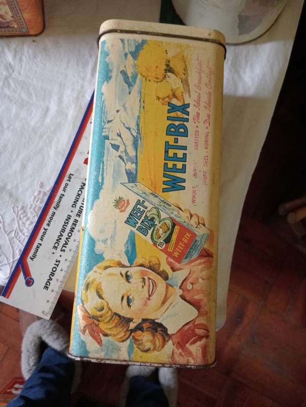 WEETBIX 1 LB TIN