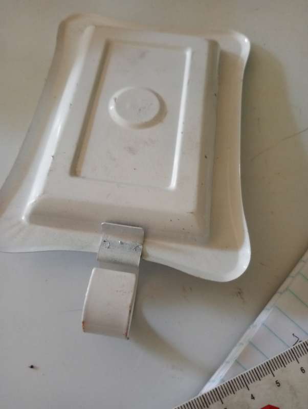 VINTAGE WHITE CANDLE HOLDER