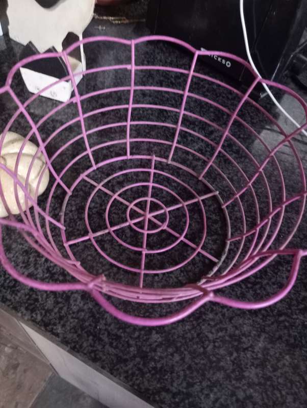 VINTAGE WIRE BASKET FOR PLANT