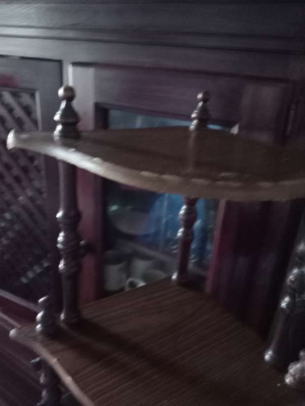 VINTAGE WOODEN CORNER STAND