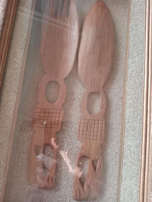 VINTAGE WOODEN SPOON AND FORK FRAMED WITH GLASS