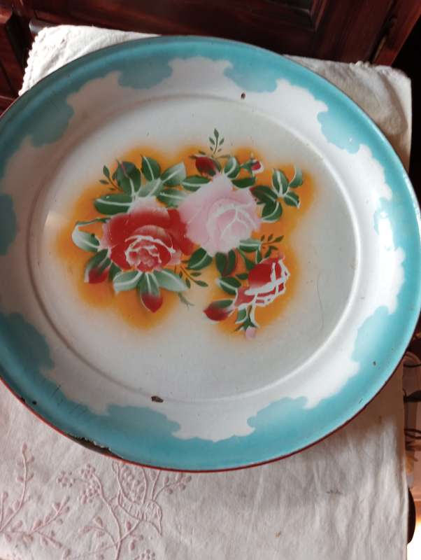 ANTIQUE BIG ENAMEL TRAY