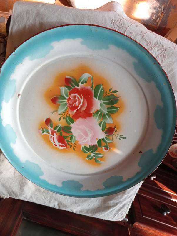 ANTIQUE BIG ENAMEL TRAY