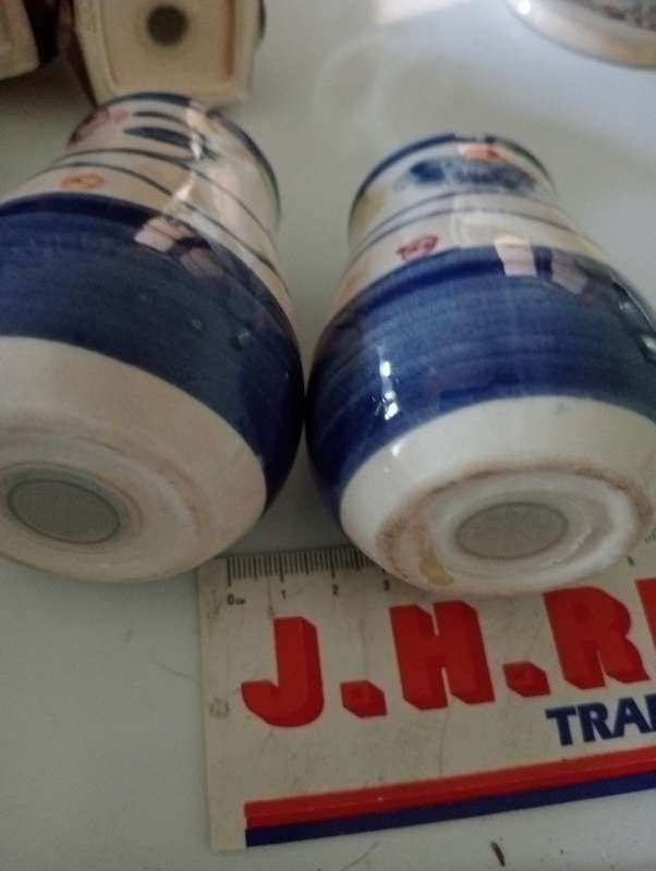 VINTAGE BLUE AND WHITE SALT AND PEPPER SET