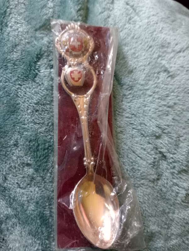 VINTAGE COLLECTABLE SILVERPLATED SPOON