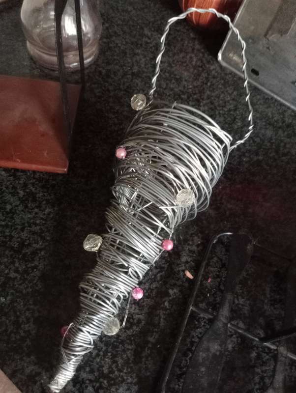 VINTAGE DECORATIVE ITEMS