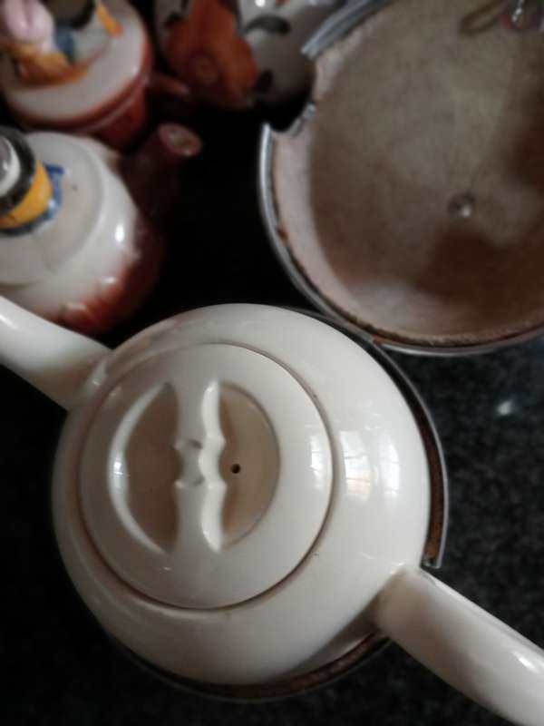 VINTAGE HEATMASTER COFFEE POT