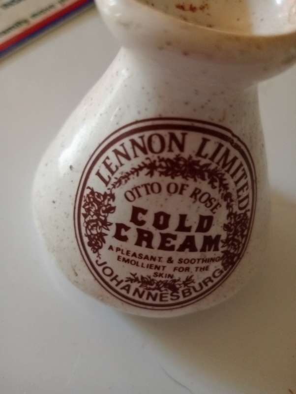 ANTIQUE LENNONS COLD CREAM HOLDER