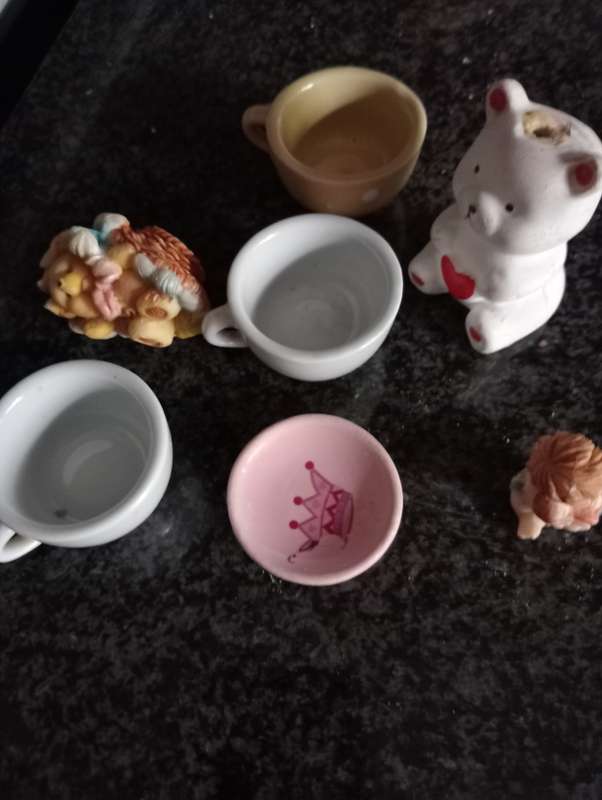 VINTAGE LOT SMALL COLLECTABLES