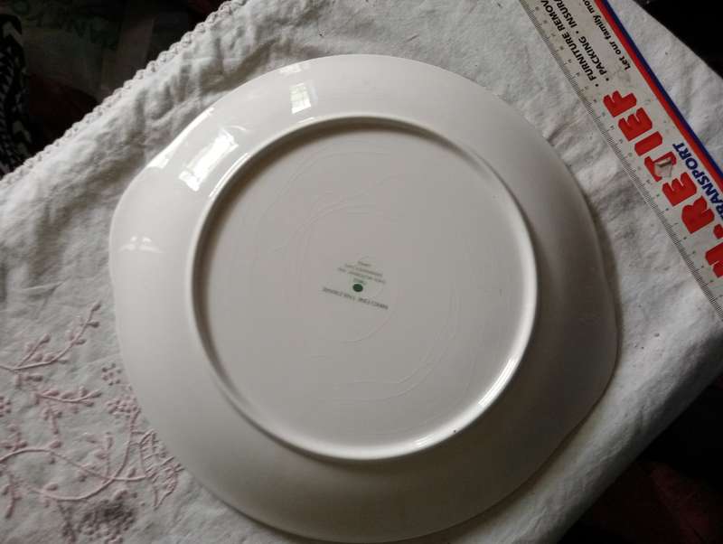 VINTAGE NIKKO  TABLEWARE