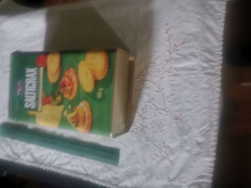 VINTAGE SALTICRAX TIN