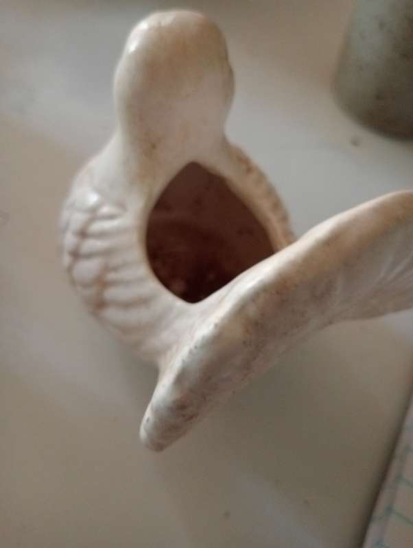 VINTAGE SMALL DOVE FLOWER ORNAMENT